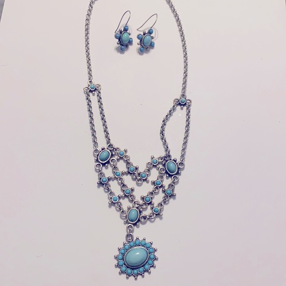 Necklace and earring set - Picture 2 of 2